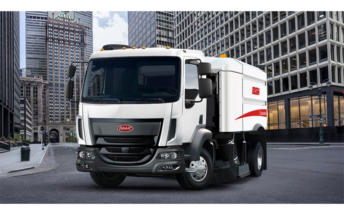 Peterbilt 220