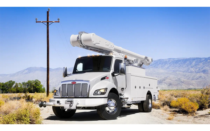 Peterbilt 537