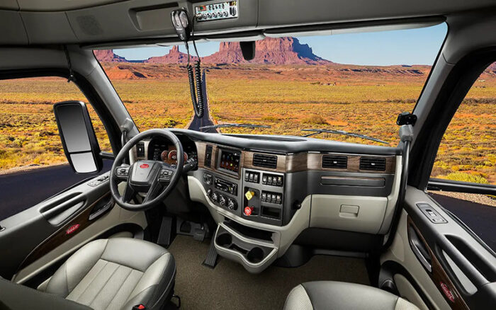 Peterbilt 579