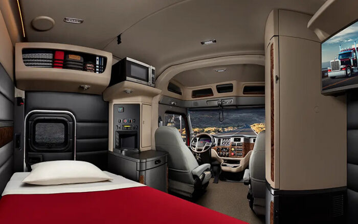 Peterbilt 589